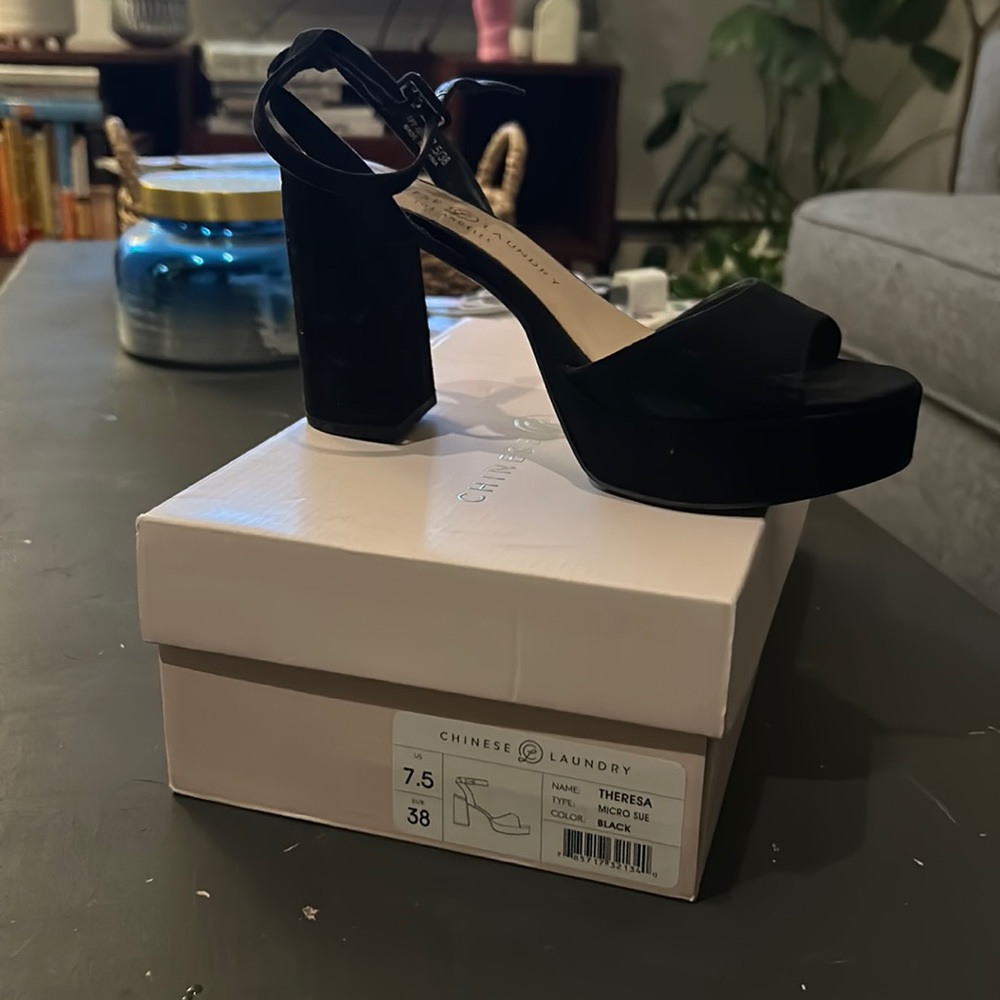 Sexy black heels for any occasion!